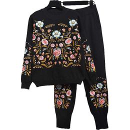 Women's Tracksuits Autumn Winter Black Tracksuit Knitted Set Embroidery Flowers Long Sleeve Sweater + Casual Pants Two Piece Women Outfits H