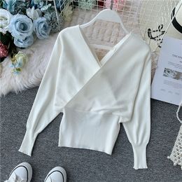 Women's Sweaters Crossed Winter Autumn Knitted Solid V-neck Batwing Sleeve Pullovers Bottoming Woman Sweater Female Tops PL086 210506