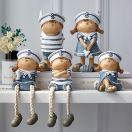 2pcs/set Mediterranean Style Creative Wall Hanging Foot Doll Resin Crafts Hanging Leg Doll Elf Doll Figurines Home Decoration 210318