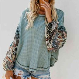 PEONFLY Women Pullovers Knitted Sweater Boho Printed Long Bell Sleeve O-Neck Pullovers Loose Jumper Female Streetwear Roupas 210806
