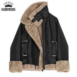 Fashion Faux Fur Coat Women Fur Collar Leather Thick Warm Plush Outerwear Winter Ladies Wool Coats Zipper Cropped Jacket 211118
