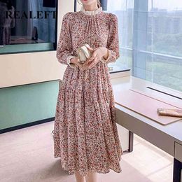 Vintage Floral Printed Women Long Dress Lace Patchwork Ruffles High Waist Chiffon Straight Female Spring 210428