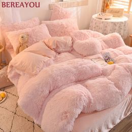 Luxruy Bedding Sets Solid Colour Coral Fleece Duvet Cover Set Thicken Bed Sheet Winter Bedding Girls Comforter housse de couette 210319