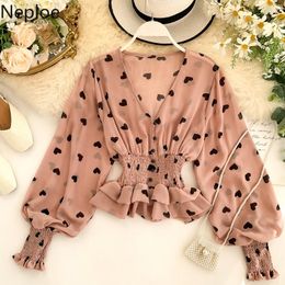 Neploe V Neck Lantern Long Sleeve Heart Print Blouse Women Elegant Ruffles Slim Waist Pleat Holiday Blusas Spring New Shirt 210317