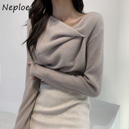 Neploe Skew Collar Irregular Knitted Sweater Women Chic Autumn Winter Elegant Femme Pullovers Solid Colour Simple All-match Tops 210423