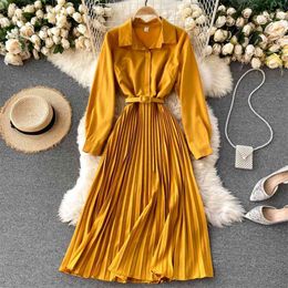 Spring Autumn Solid Color Women's Pleated Dress Femme Robe Vintage Elegant Lapel Single-Breasted With Belt 210514
