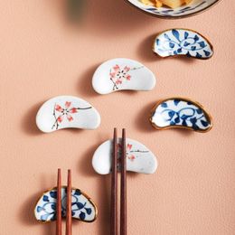 Chopsticks Ceramic Sushi Stick Holder Half Moon Shaped Pillow Chopstick Rack For Household Japanese Style Kitchen Supplies Home Decor