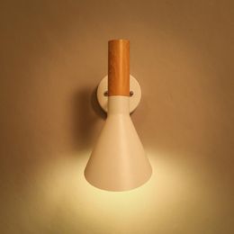 Lâmpadas de parede Design Design Lâmpada ajustável Color de madeira Dobrável Branca Black Bedside Reading Lights Home Iluminação E27