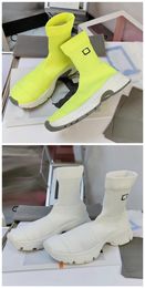 2023 High-top Thick-soled Socks Shoes For Men And Women Designer Black White Yellow Paris Sneakers For Mens Womens Socks Sport High Qualit
