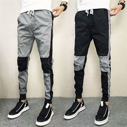 Harajuku Mens Sweatpants Pants Fashion Street attire Men Pants Camouflage Pencil Pants Skinny Running Trousers Camo Joggers Man X0723