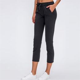 Women Outside Pockets Capris Casual with Wide Leg Leggings Calf-Length Pants 4-sided stretch fabric pants 210915