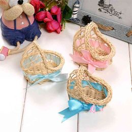 20pcs Mini Rattan Baby Cradle Candy Box Gifts for Guests Party Favor Boxes Baby Souvenirs Gender Reveal Baby Shower 210326