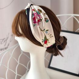 Silk Cross Knotted Women Headbands Fashion Luxury Girls Flowers Hair bands Scarf Accessories Gifts Headwraps without box