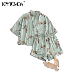 KPYTOMOA Women 2021 Fashion Two Pieces Sets Animal Print Loose Blouses Elastic Waist Shorts Pockets Female Shirts Chic Tops 210317