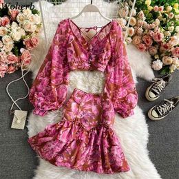 Summer Beach Wear Two Pieces Set Women Chiffon Sexy Crop Floral Print Long Sleeve Blouse + Mini Pencil Skirts Outfits 210519