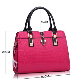 Fashion womens bag outdoor leisure all-match patent leather lady totes bags crocodile pattern high capacity handbag