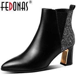 Sexy Side Zipper Shoes Woman Winter Fashion Genuine Leather Ankle Boots Party Basic High Heels For Girl 210528