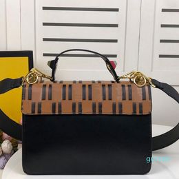 Flip Bag Handbag Messenger Bags Fashion High Quality Magnetic Snap Open Cowhide Genuine Leather Patchwork Colour Letter2021