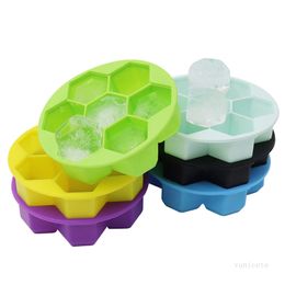 7-cell Honeycomb Ice Lattice Silica Gel Ice Mold Ice Cream Mold Kitchen Bar Tool with Cover T500758