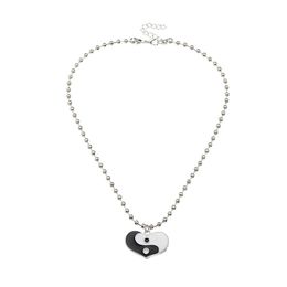 Pendant Necklaces Heart Shape Yin And Yang Necklace For Women Tai Chi 2021 Fashion Jewellery Clavicle Chain Short Beads