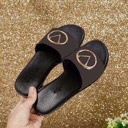 2021 Classic top quality luxury designer women girls slippers Sandals flat shoes Casual slipper summer fashion wide flip-flops solid Colours