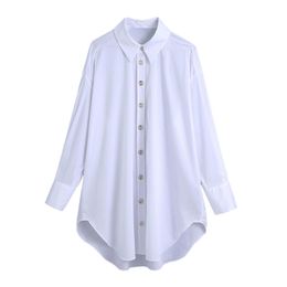 Elegant Women Solid White Pocket Shirts Fashion Ladies Turn Down Collar Tops Streetwear Female Chic Oversize Blouses 210527