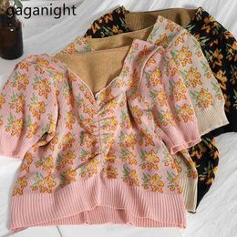 Gaganight Summer Women Knitted T Shirt Fashion V Neck Puff Short Sleeve Slim Short Tee Korean Ruched Floral Print Crop Tops 210519
