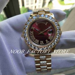Supe Factory Version Watch photograph Gold BRACELET RED Big Diamond Dial Strap Sapphire Glass 2813 Automatic Movement 43mm Mens Watches With Original Box