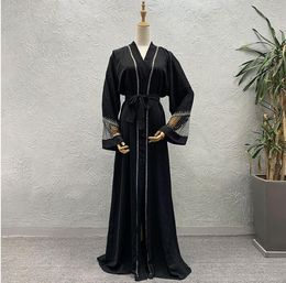 -Muçulmana Negra Abaya Roupas Islâmicas para Mulheres Beading Rhinestone Batwing Manga Dubai Kaftan Vestido Vestido Turco Casual Vestidos