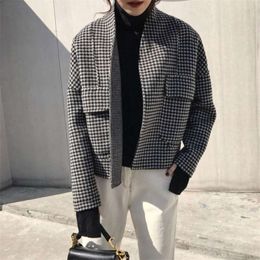 Autumn Winter Korea Fashion Women Loose Short Jacket Thicken Plaid Woolen Coats Double Pocket Cardigan Vintage Coat S218 210928