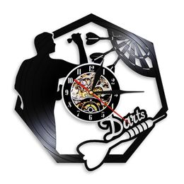 Darts Wall Decor Modern Design Wall Clock Dart Board Vinyl Record Wall Clock Personality Decoration For Night Club Pub 210325