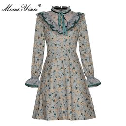 Fashion Designer dress Autumn Women's Dress Flare Sleeve Ruffles Plaid Floral Print Vintage Dresses 210524