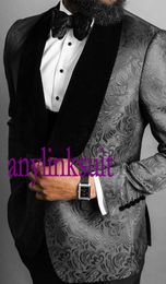 Classic Style One Button Black Paisley Groom Tuxedos Shawl Lapel Wedding/Prom/Dinner Groomsmen Men Suits Blazer (Jacket+Pants+Vest+Tie) W1458