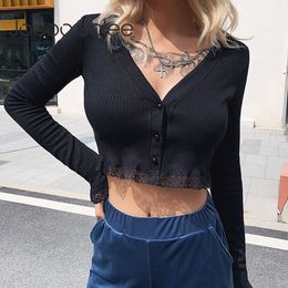 Jocoo Jolee Women Spring Long Sleeve V Neck Lace Cropped Tops Elegant Single-breasted Knit T Shirt Gothic All-match Tee Shirt 210619