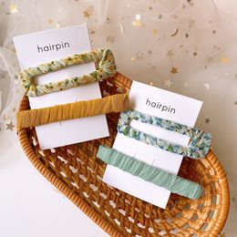 new 2 Pcs Summer New Simple Beautiful Floral Fabric Square BB Clip Fashion Sweet Girl Children Duckbill Clip Hair Accessories