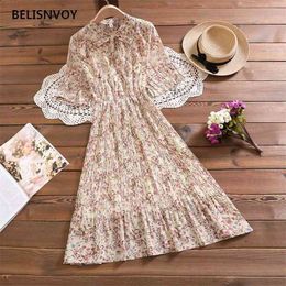 Summer Vintage Floral Printed Chiffon Bodycon Midi Sundress Elegant Pleated Women Boho Beach Dress Party Half Sleeve Vestidos 210520