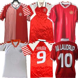 -1986 Danemark World World Retro Coupe du monde Football 86 91 Danemark Team National Michael Laudup Elkjaer Berggreen Olsen Vintage Football Shirte de football 1992 1998