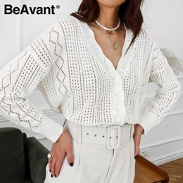 BeAvant Lace hook flower V-neck pearl button knitted cardigan coat Casual sweater cardigan Elegant autumn ladies sweater tops 210709