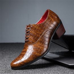 Men's Heel shoes Formal Leather Brown Men Loafers Dress Shoes Fashion Mens Casual Shoes Zapatos Hombre 220315