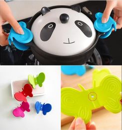 Silicone Refrigerator Magnet Butterfly Shaped Heat Insulation Anti Scald Plate Clamp/Clip, Kitchen Tool Dish Bowl Taking Device Pot