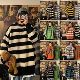2021 Pullover Striped Sweater Oversized Mens Knitted Men Sweaters Hip Hop Harajuku Korean Casual Black Sweater Men Clothing 2XL Y0907