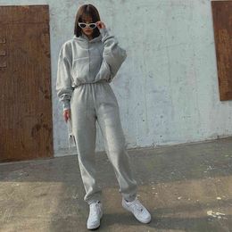 Autumn Winter Women's Sports Tracksuit Short Hooded Sweater Ins Casual Fashion Plus Velvet Two-Piece Suit 210514