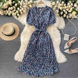 Lady Fashion Sweet Wooden Ear V-neck Lace Up High Waist Thin Floral Print Dress Women Short Sleeve Casual Vestidos Q577 210527