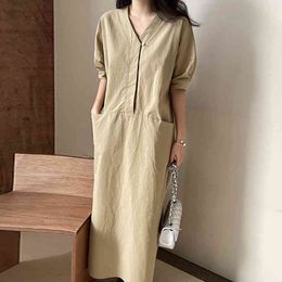 Summer Korean Chic Casual Fashion Solid Colour V-neck Single Button Big Pocket Puff Sleeve Split Dress Women 16W1060 210510