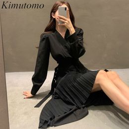 Kimutomo Chic Pleated Dress Spring Women Fake Two Piece Patchwork Female V-neck Crossing Belt Elegant Vestido De Mujer 210521