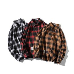 Retro Plaid Shirts Men Spring 2021 Autumn Winter High Quality Casual Plaid Flannel Men's Loose Streetwear Long-sleeved Shirt G0105