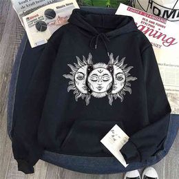 Gothic style hoodie sun and moon print hooded sweatshirt Harajuku horror dark oversize ladies vintage fashion 210809