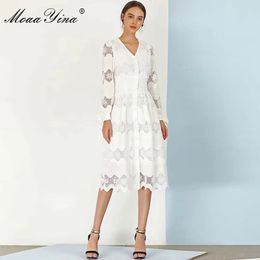 Fashion Designer Dress Summer Women's dress V-neck Long sleeve Hollow Out Embroidery Slim Elegant Vacation Dresses 210524