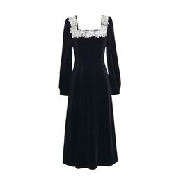 Black Slash Neck Long Sleeve A Line Midi Evening Party Dress Winter Solid Floral Appliques Lace Velvet D3020 210514