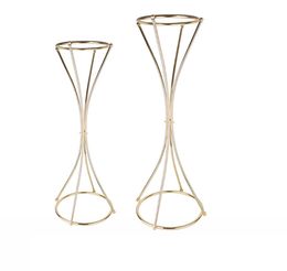 2021 High Quality Latest Tall Centre Pieces Wedding Table Centrepieces Decoration Flower Stand Decorative Gold Vases for Marriage